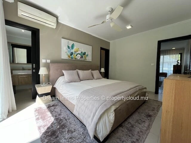 Somptueux Appartement 2 Chambres Pieds Dans L’Eau À Tamarin – Ile Maurice