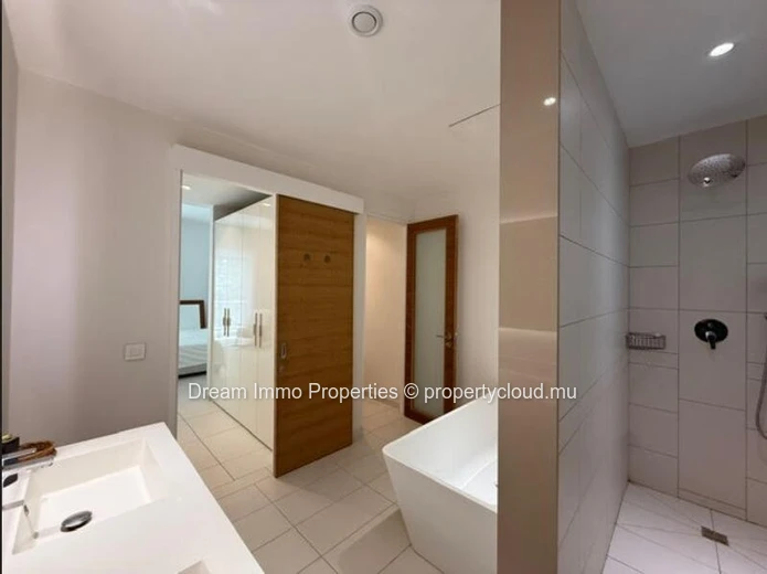 Stunning 3-Bedroom Apartment Close To The Sea In Pereybere – Mauritius