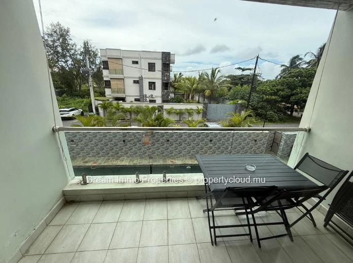 Superbe Appartement Meublé À 2 Pas De La Mer À Péreybère – Ile Maurice
