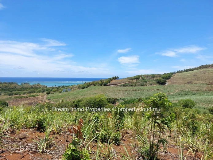 Huge 22 Arpents Sea View Land (92,400 Sqm) In Bel Ombre – Mauritius