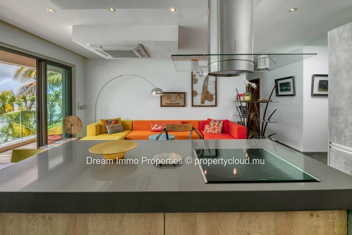 Exceptional Waterfront Penthouse With Panoramic Sea View In Pereybere – Mauritius
