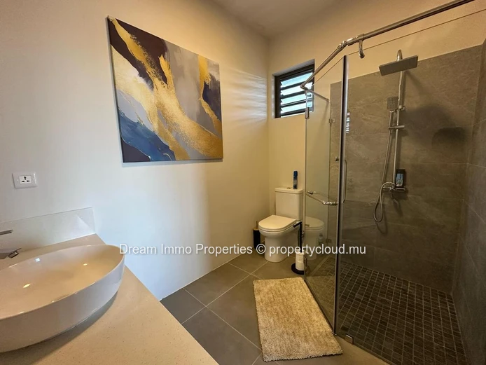 Top Price! Modern Sea View Penthouses With Private Rooftop In Flic En Flac - Mauritius