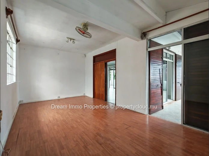 Beautiful Spacious 7-Bedroom Villa In Beau Bassin – Mauritius