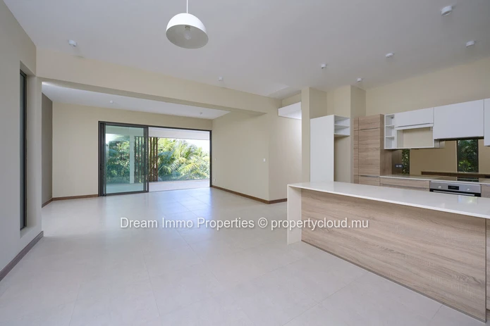 New Apartment With Private Roof Top And Sea View In Pte Aux Canonniers - Mauritius