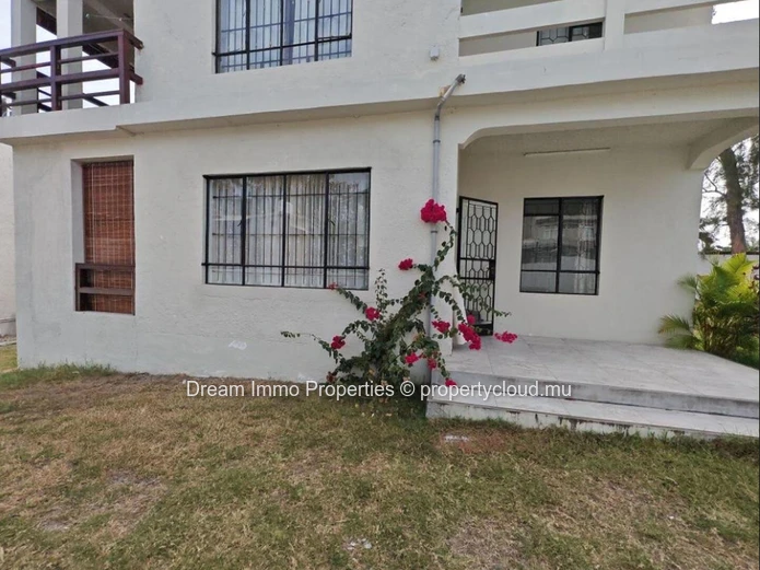 Seafront Apartment For Rent With Beach Access In Pointe Aux Biches – Mauritius