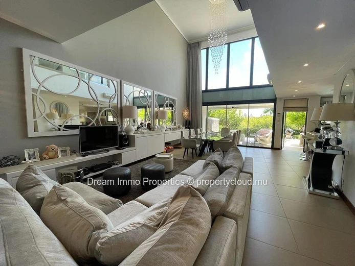 Sea & Golf! Beautiful 3-Bedroom Duplex Townhouse In Azuri Resort - Mauritius