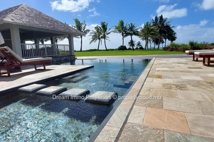 Beautiful Villa With Mountain & Sea View At Anahita In Beau Champ - Mauritius