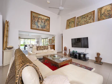 4 Bedroom Villa