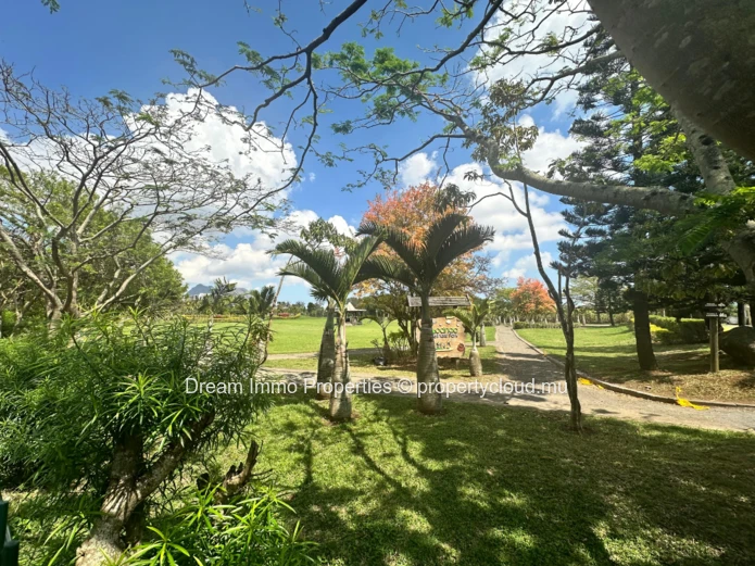 Beautiful 3-Bedroom Apartment With Mountain Views In Phoenix – Mauritius