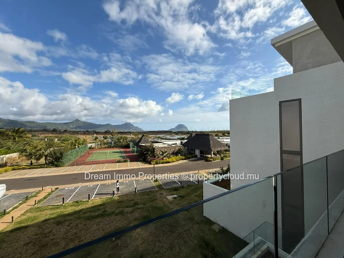 Superb Apartments With Sea Or Mountain Views Within A Beachfront Residence - Mauritius