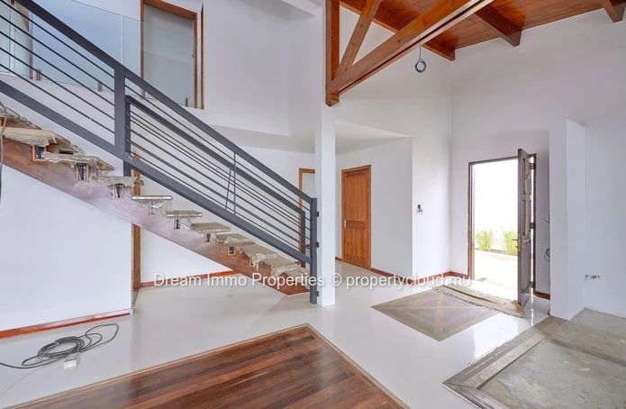 New Villa With Private Pool Close To The Beach In Grand Baie - Mauritius
