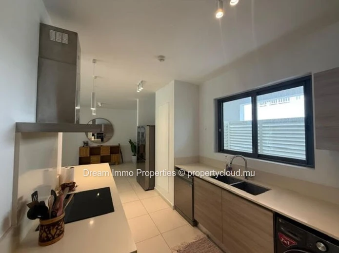 Stunning 3-Bedroom Apartment Close To The Sea In Pereybere – Mauritius