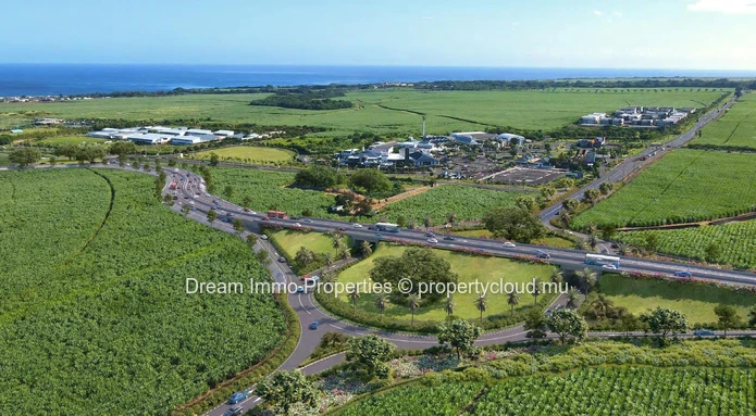 Sea & Mountain View Residential Land In Flic En Flac – Mauritius