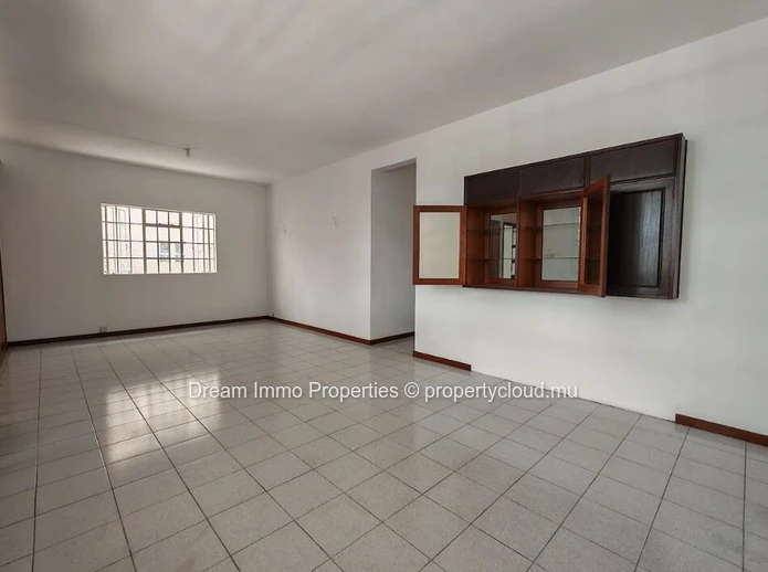 Beautiful Spacious 7-Bedroom Villa In Beau Bassin – Mauritius