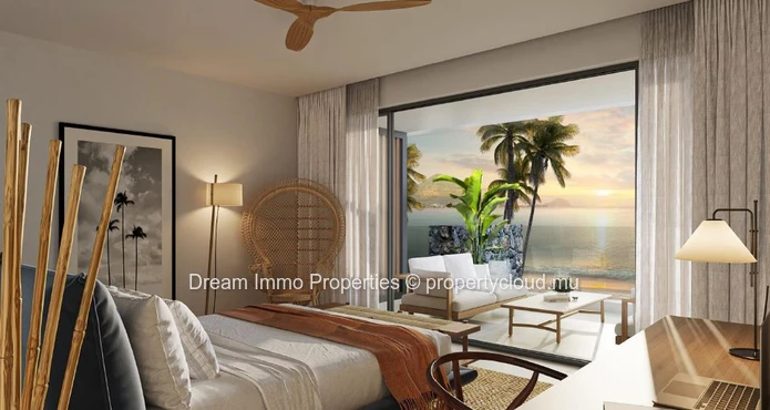 Unique ! Beachfront Villa With Lagoon View, Morne & 5* Hotel Access In The West - Mauritius