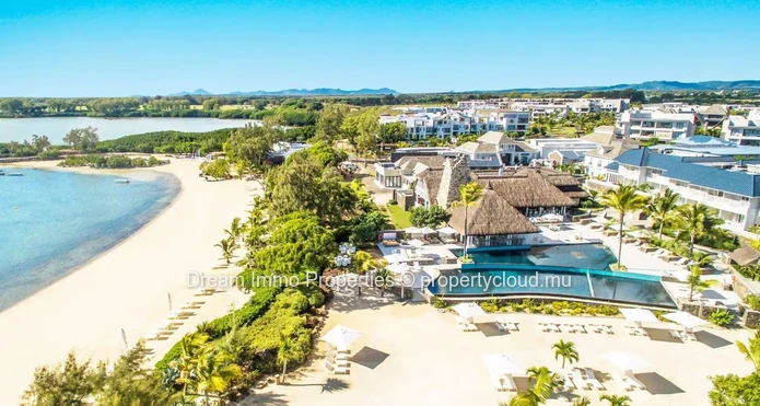 Beautiful 3-Bedroom Apartment In A Residence With Hotel & Golf In Azuri - Mauritius