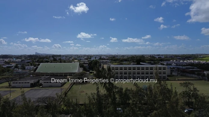 Modern 1-Bedroom Apartments With Hotel Services In Grand Baie La Croisette