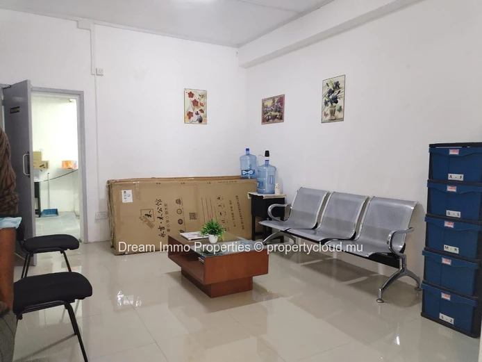 Commercial Space For Sale Close To Amenities In Phoenix - Mauritius