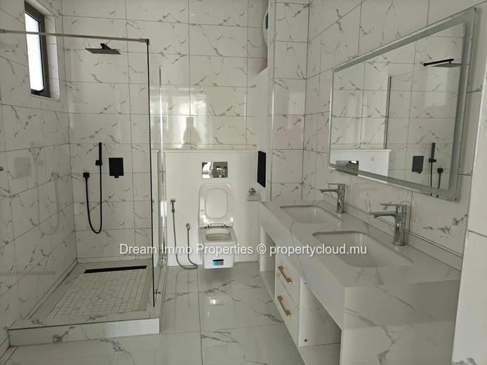 400M From The Sea! Modern Sea View Penthouse With Roof Terrace In Grand Baie – Mauritius