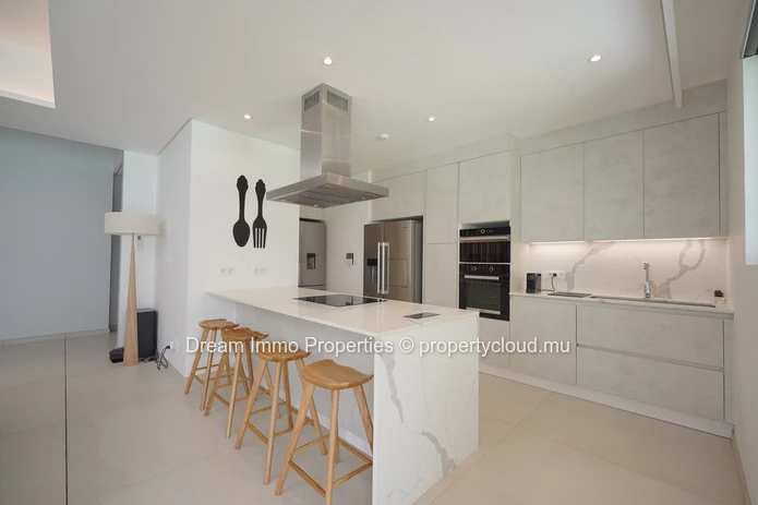 Prestigious 3-Bedroom Apartment In A Golf Course Within Mont Choisy Park - Mauritius