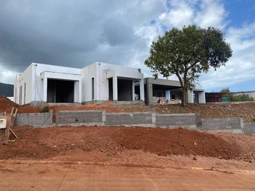 4 Bedroom Villa