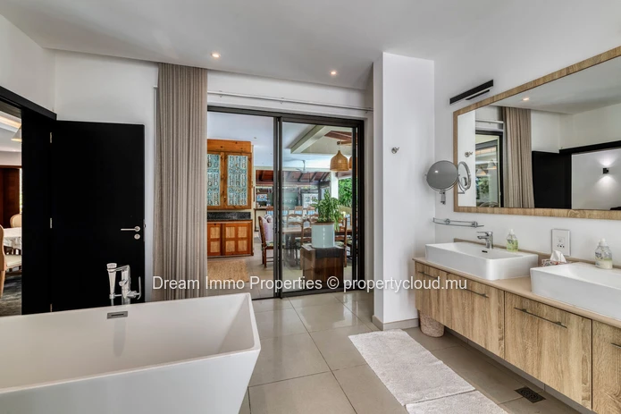Prestigious 3-Bedroom Villa With Private Pool For Rent In Grand Baie – Mauritius