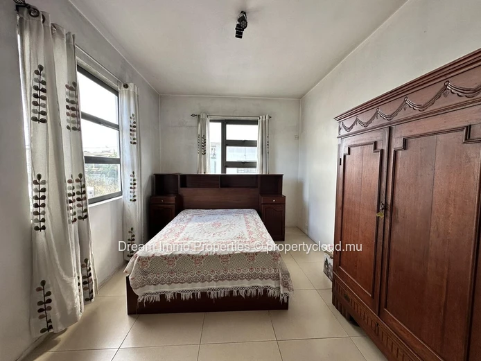 Spacious House With Mountain View & Close To Amenities In Coromandel - Mauritius