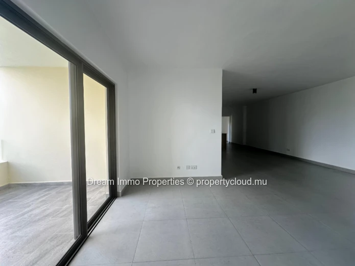 Beautiful 3-Bedroom Apartment With Mountain Views In Phoenix – Mauritius