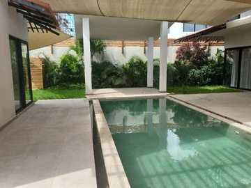 4 Bedroom Villa