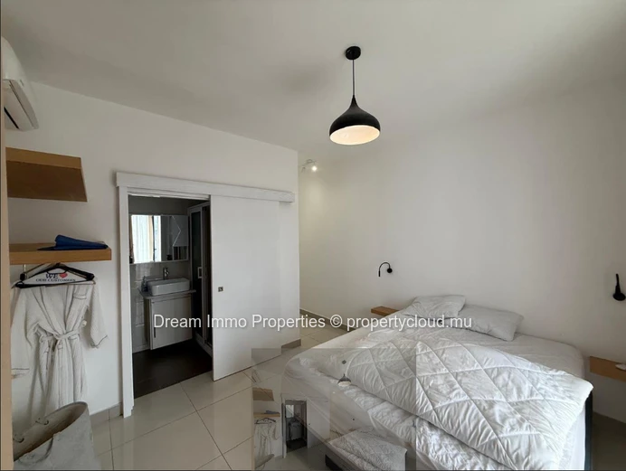 Superbe Appartement Meublé À 2 Pas De La Mer À Péreybère – Ile Maurice