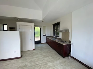 5 Bedroom Villa