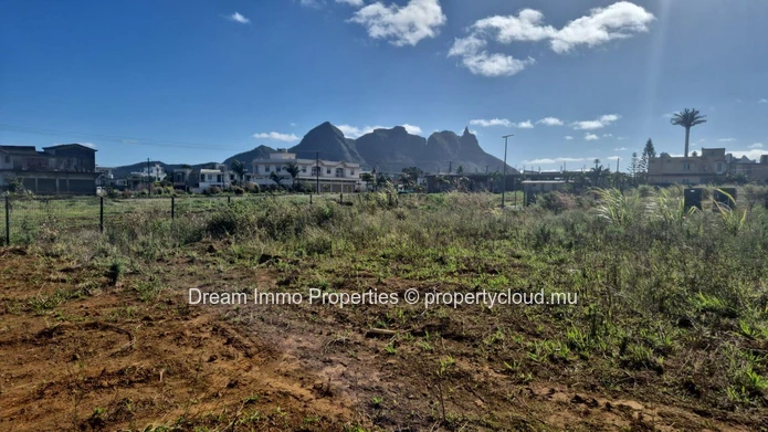 Huge Land For Villa Or Real Estate Development In Smart City L'avenir - Mauritius