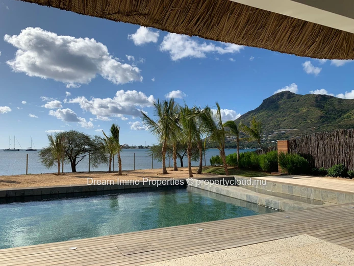 Superb Apartments With Sea Or Mountain Views Within A Beachfront Residence - Mauritius