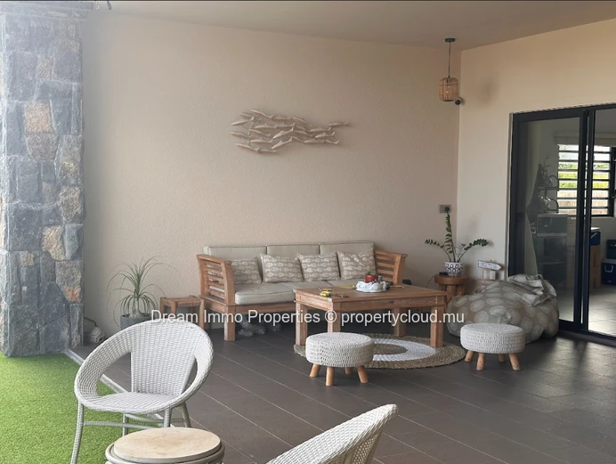 Great Opportunity! 2-Bedroom Villa In Jardin D’Anna Residence In Flic En Flac – Mauritius