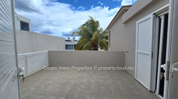 Superb 3-Bedroom Villa Close To The Beach In Flic En Flac – Mauritius