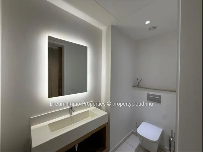 Stunning 3-Bedroom Apartment Close To The Sea In Pereybere – Mauritius