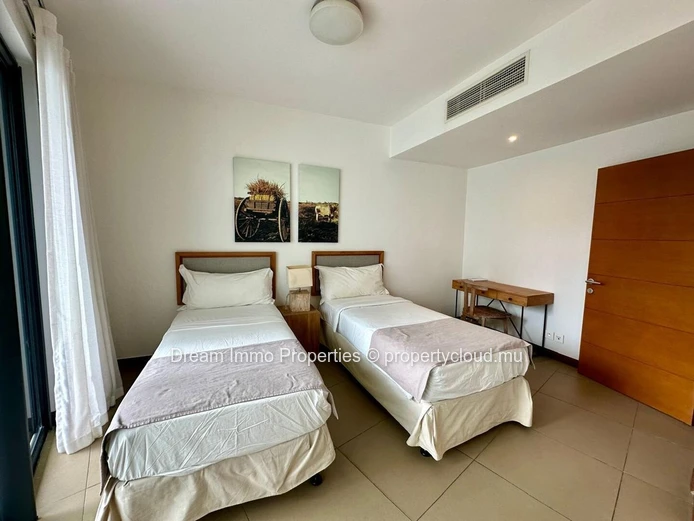 Beautiful 3-Bedroom Apartment In A Residence With Hotel & Golf In Azuri - Mauritius