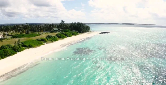 Derniere Villa Disponible Directement Sur Le Lagon Turquoise - Ile Maurice