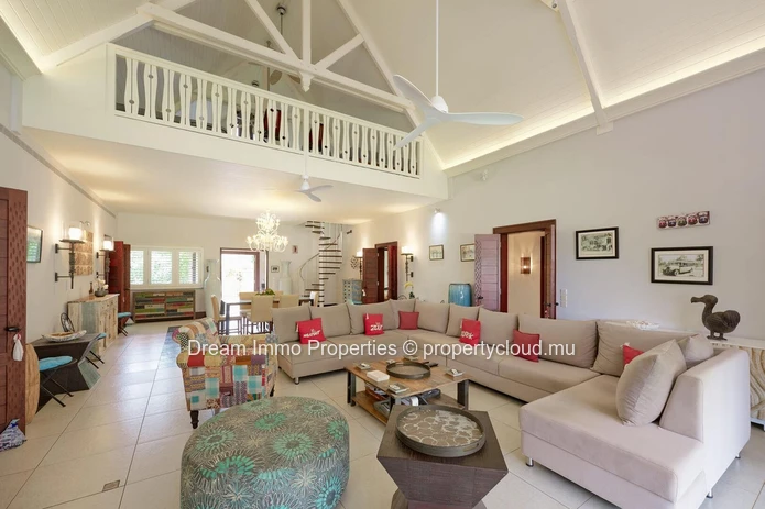 Stunning Tropical-Style Villa With Access To Club Med Plantation D'albion Hotel - Mauritius