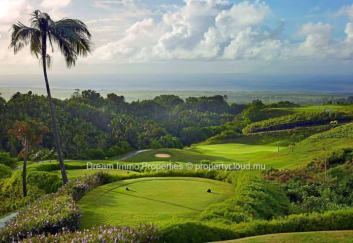 Huge Residential Lands With Golf Views In Bois Chéri - Mauritius