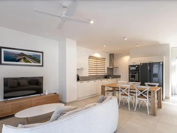 4 Bedroom Villa