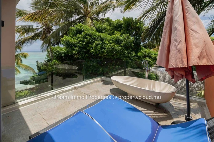 Exceptional Waterfront Penthouse With Panoramic Sea View In Pereybere – Mauritius
