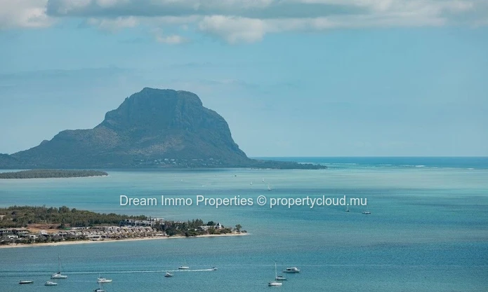 Luxury Penthouse With Panoramic Sea & Morne Views In Black River – Mauritius