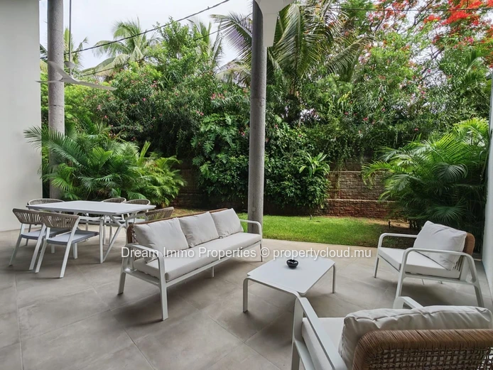 New & Luxury Duplex Apartment In A Premium Area Of Pte Aux Canonniers - Mauritius