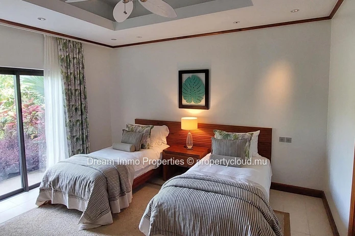 Beautiful Villa With Mountain & Sea View At Anahita In Beau Champ - Mauritius