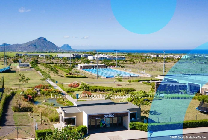 Sea & Mountain View Residential Land In Flic En Flac – Mauritius