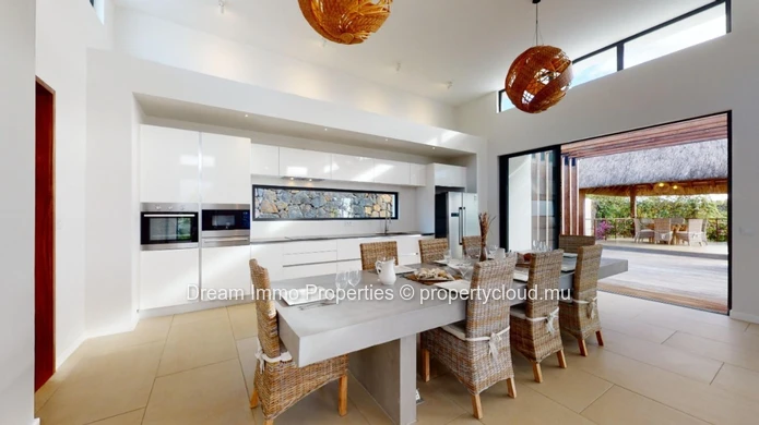 Superb Villa With Sea View And Close To Golf In The Northeast – Mauritius