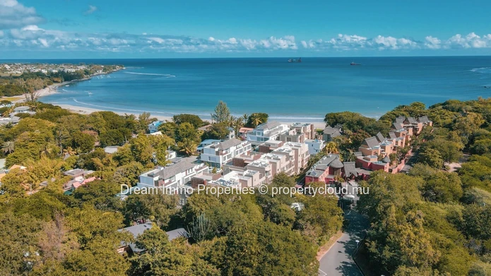 Somptueux Appartement 2 Chambres Pieds Dans L’Eau À Tamarin – Ile Maurice