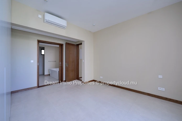 New Apartment With Private Roof Top And Sea View In Pte Aux Canonniers - Mauritius
