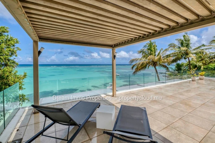 Exceptional Waterfront Penthouse With Panoramic Sea View In Pereybere – Mauritius